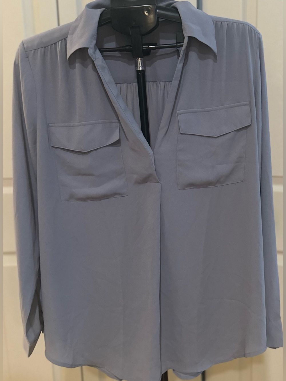 Ann Taylor Women’s Long-Sleeve Pocket Button-Front Shirt